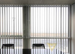 Vertical blind